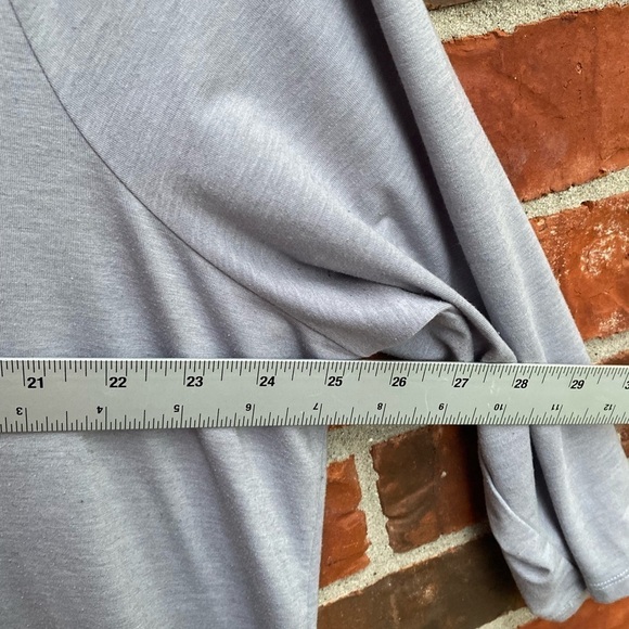 Lane Bryant Womens 22/24 Gray Focus Fabulous Keyhole Mesh Active Top - Picture 7 of 9